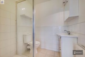 Photo 18- click for photo gallery